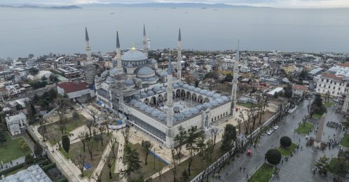 An aerial view of the Sultanahmet Mosque highlights its six minarets, expansive courtyard and central dome, Istanbul, Türkiye, Feb. 13, 2026. (AA Photo)