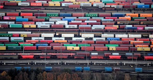 Containers are loaded on freight trains at the railroad shunting yard in Maschen near Hamburg, Germany, Nov. 14, 2019. (Reuters Photo)
