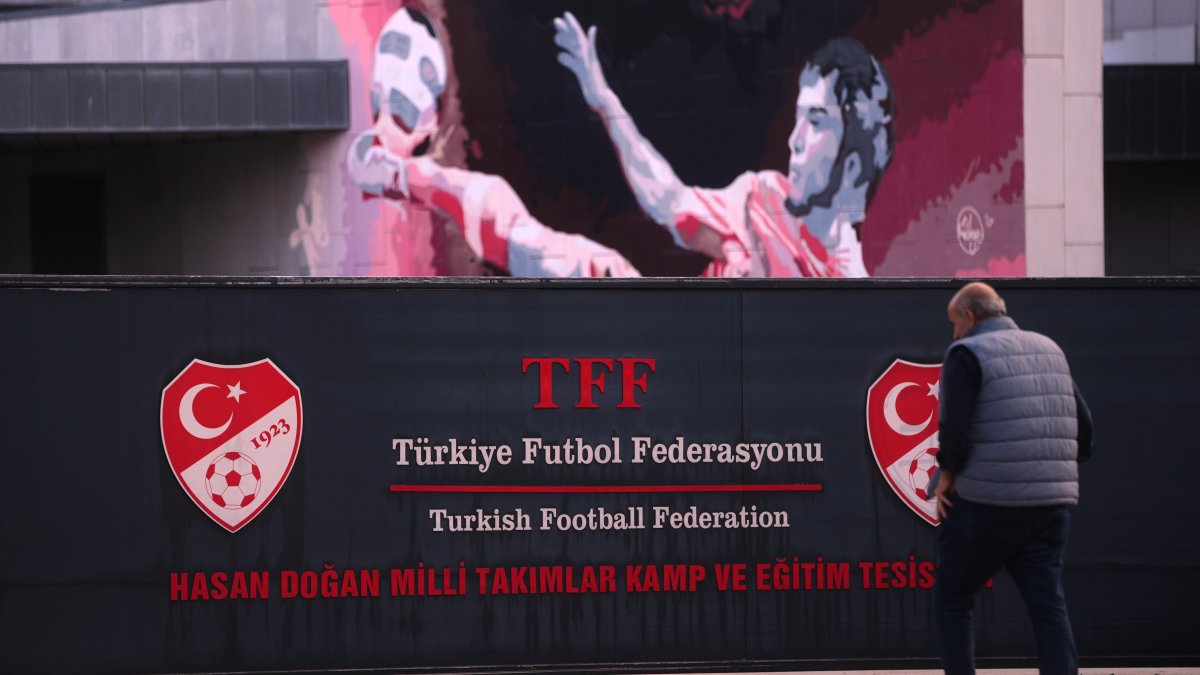 Türkiye detains 32 in widening match-fixing, illegal betting probe