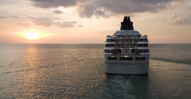 "The question is no longer whether people will travel, but how they will do so. In this context, cruise tourism can represent a concentrated, controlled and increasingly regulated model." (Getty Images Photo)