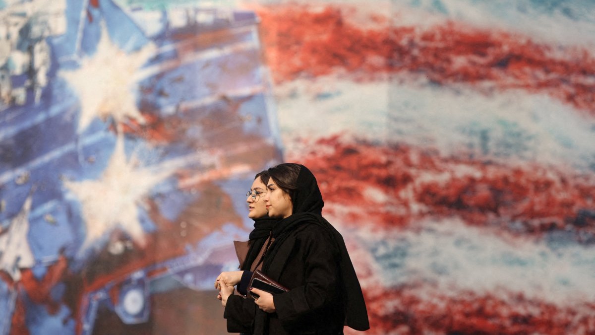 Iran’s top diplomat demands Trump prove 32,000 protest deaths claim