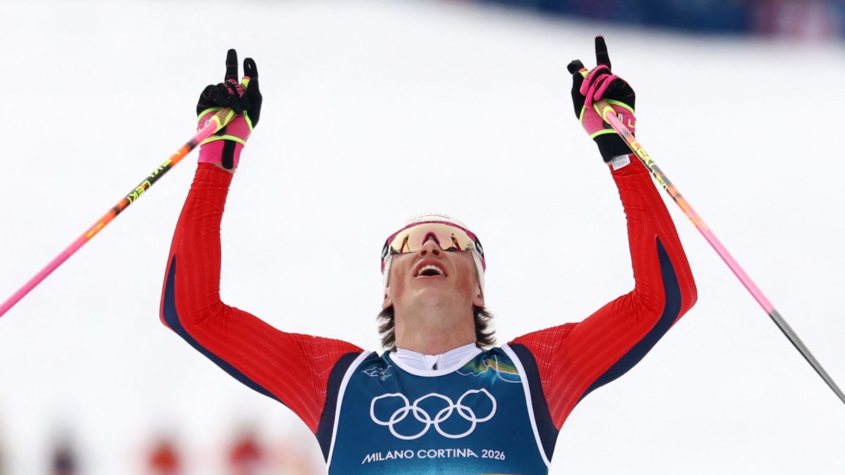 Norway’s Klaebo becomes 1st athlete to win 6 golds at a Winter Olympics