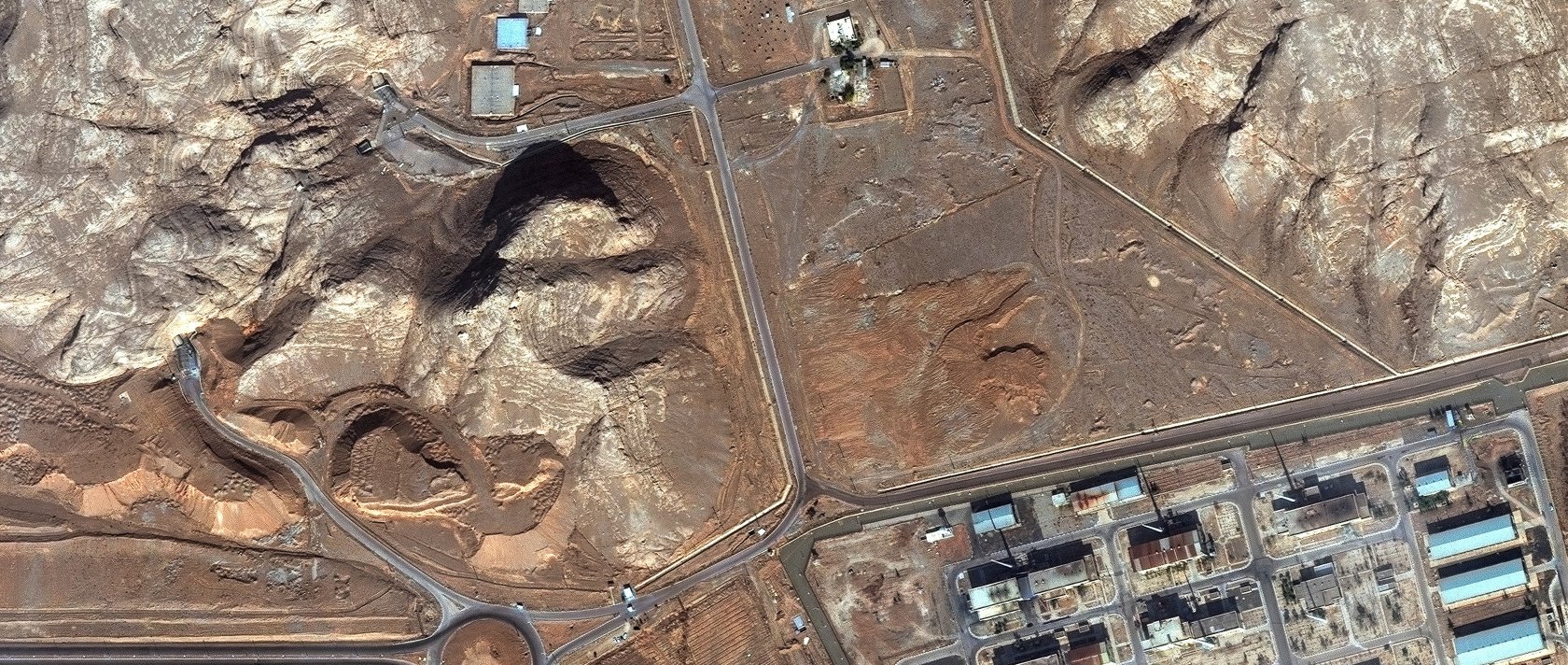 A satellite image shows un‑buried tunnel entrances at Isfahan nuclear complex, in Isfahan, Iran, Nov. 11, 2024. (Reuters Photo)