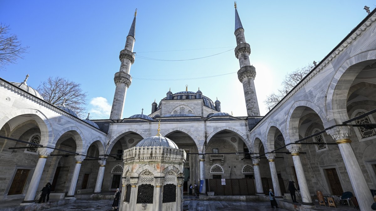 Yeni Valide Mosque bridges classical, Tulip Era design in Istanbul