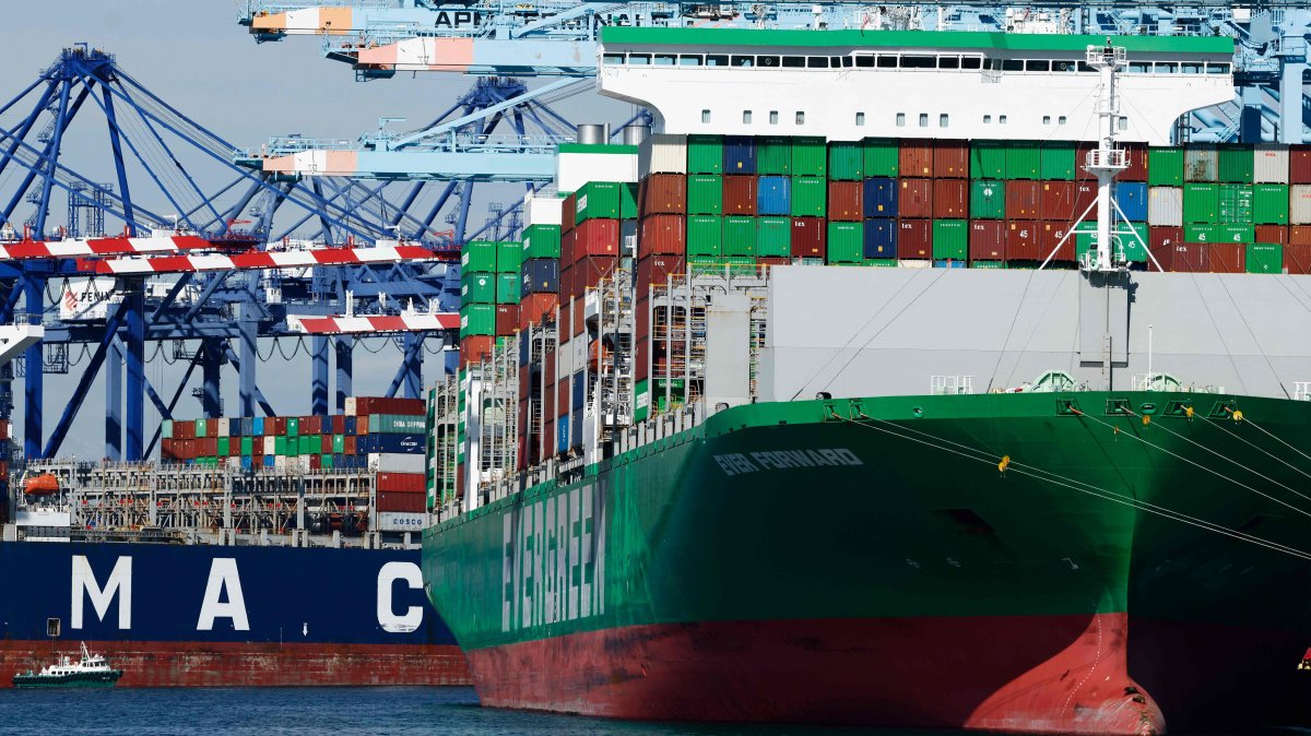 US top court tariff ruling adds fresh uncertainty to global trade