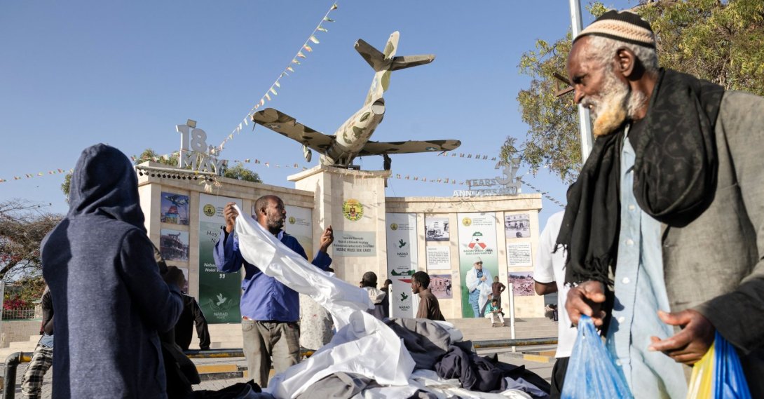 People are seen along a market street in Hargeisa, a key city in separatist Somaliland, Feb. 19, 2026. (AFP Photo)