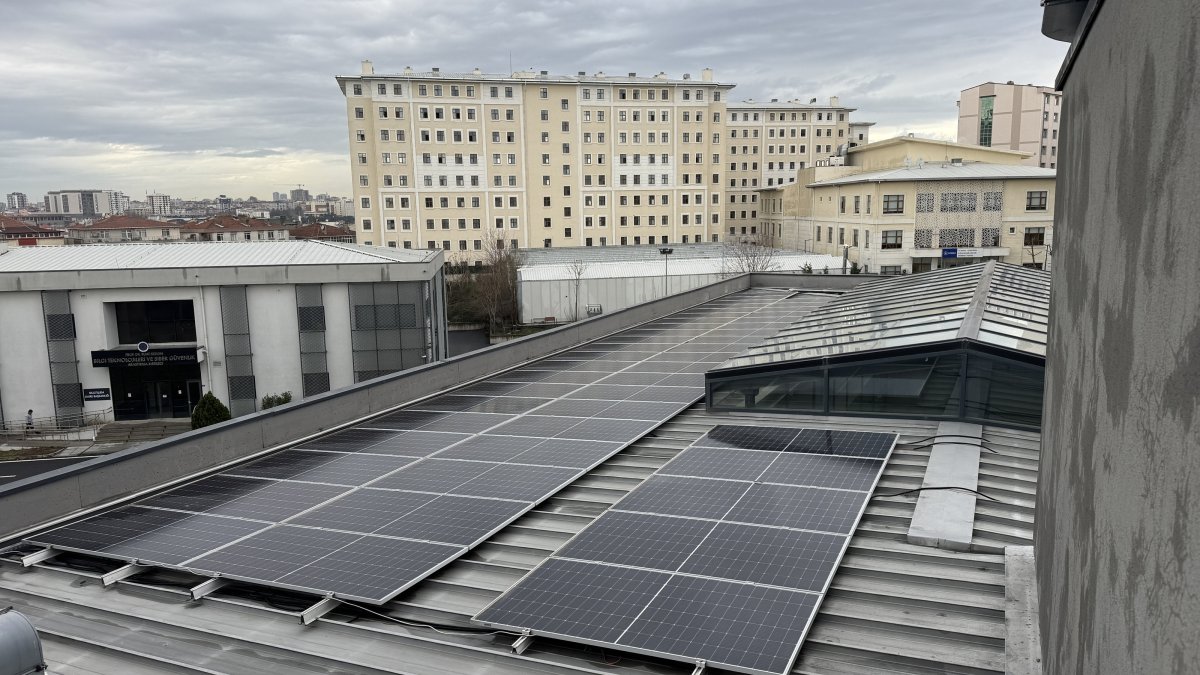 Türkiye promotes rooftop solar systems to widen energy transition