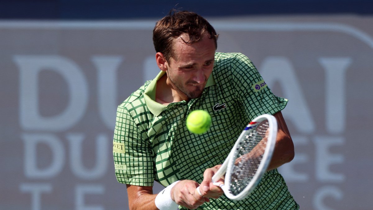 Russia’s Daniil Medvedev in action during his round of 16 match against Switzerland’s Stan Wawrinka at the ATP 500 Dubai Championships at Dubai Tennis Stadium, Dubai, UAE, Feb. 25, 2026. (AFP Photo)
