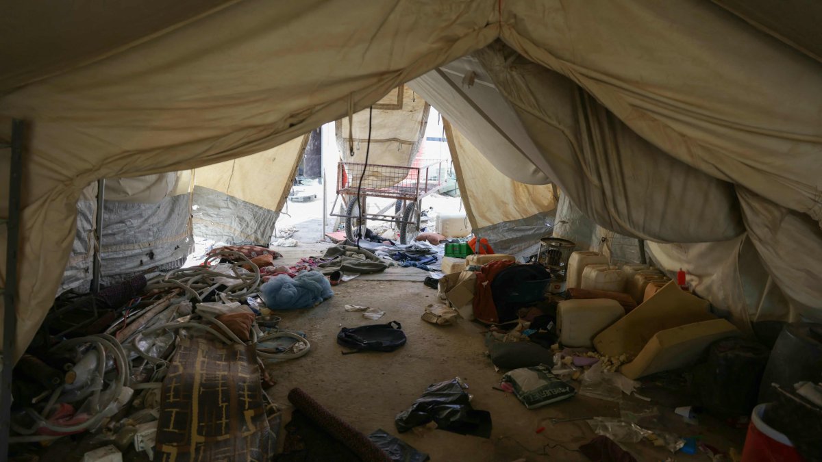 This picture shows a view of the empty tent at al-Hol camp, closed by the Syrian authorities in the northeastern Hassakeh governorate, Feb. 25, 2026. (AFP Photo)