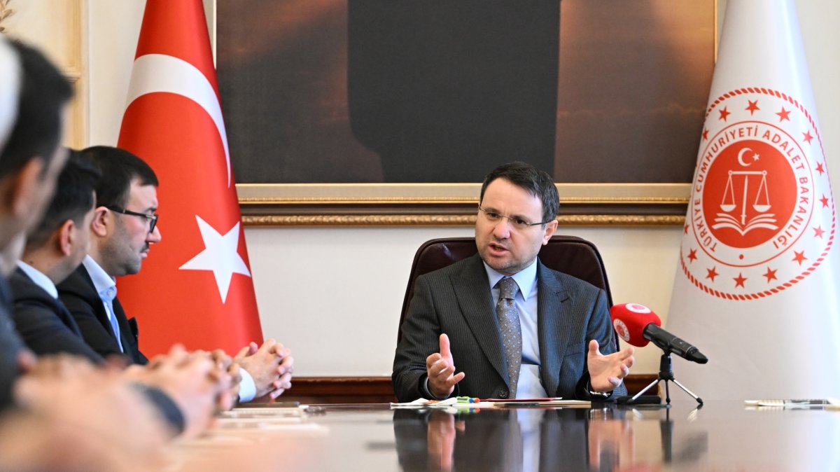 New Turkish justice minister pledges shorter trials