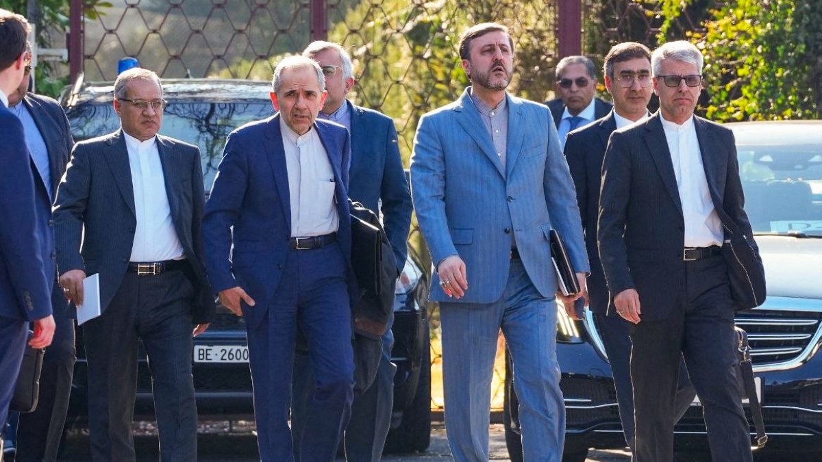 US, Iran make 'progress' in talks as Oman says negotiations to resume soon