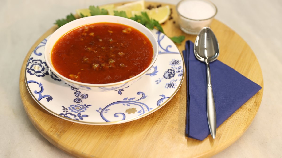 Okra soup, a traditional dish from Konya, is served, Konya, central Türkiye, Dec. 12, 2025. (AA Photo)