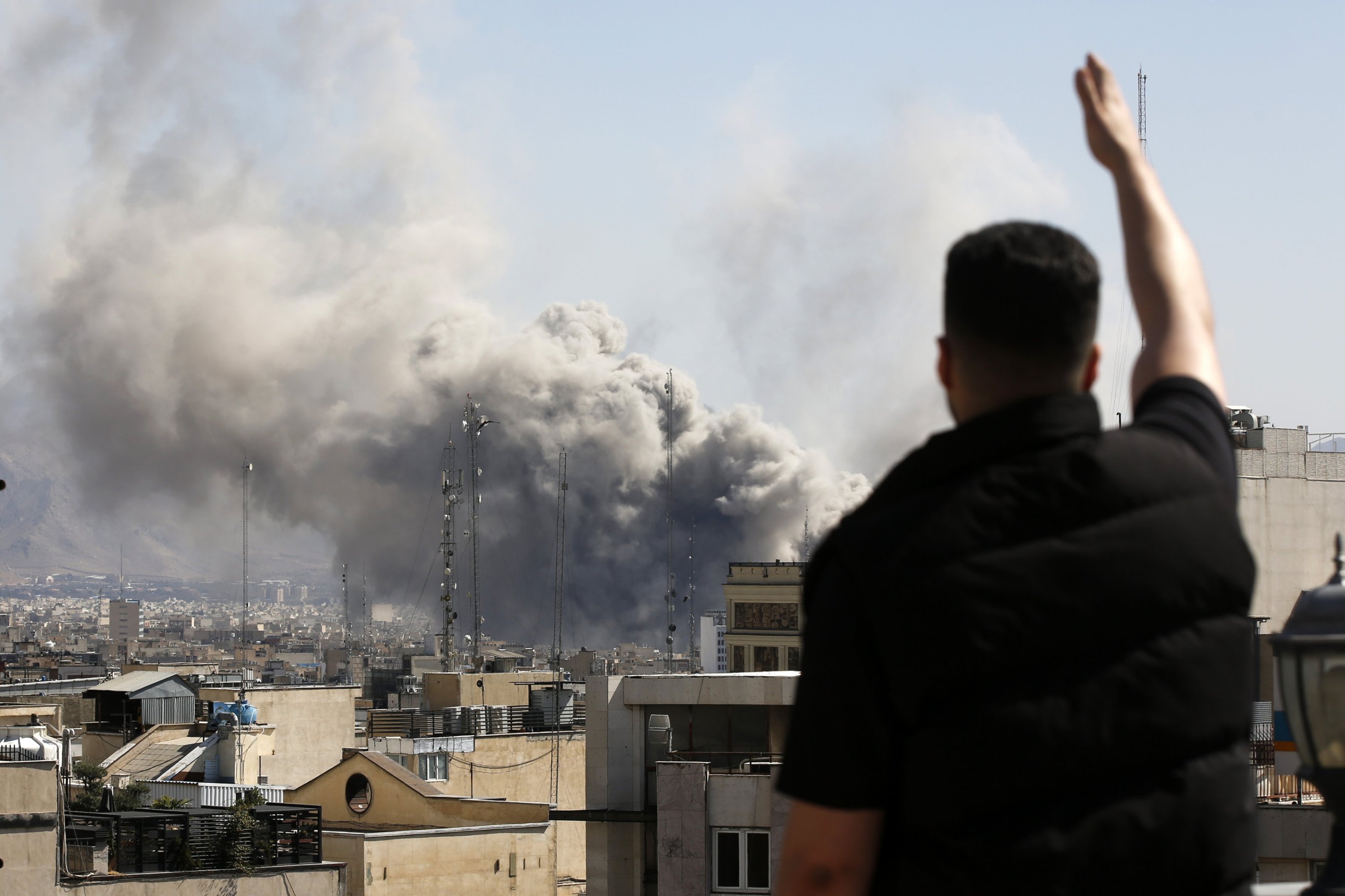 Mideast crises widen as Israel keeps hitting Tehran, Iran retaliates