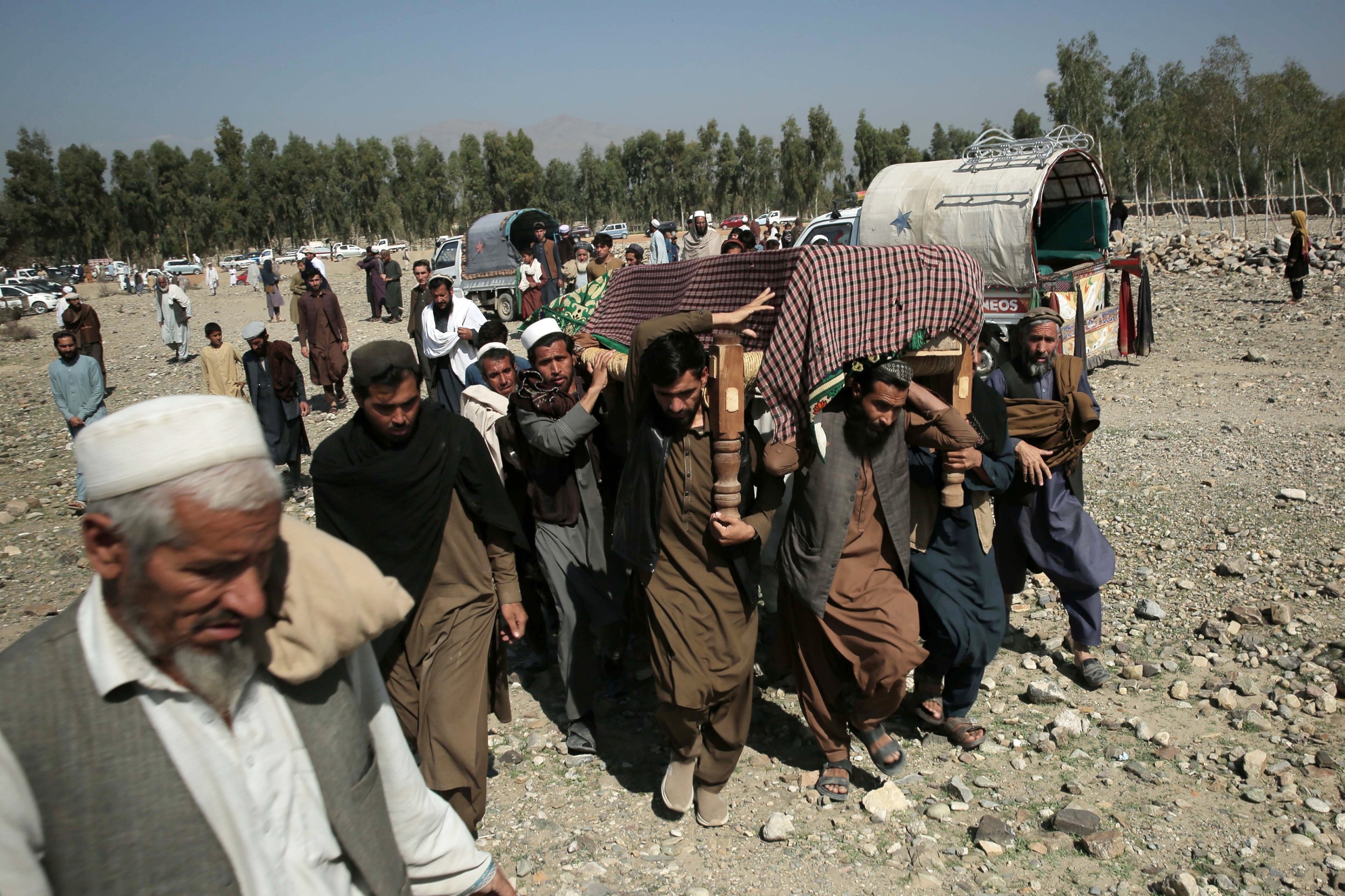 Explosions rock Kabul as Afghan-Pakistan border clashes escalate