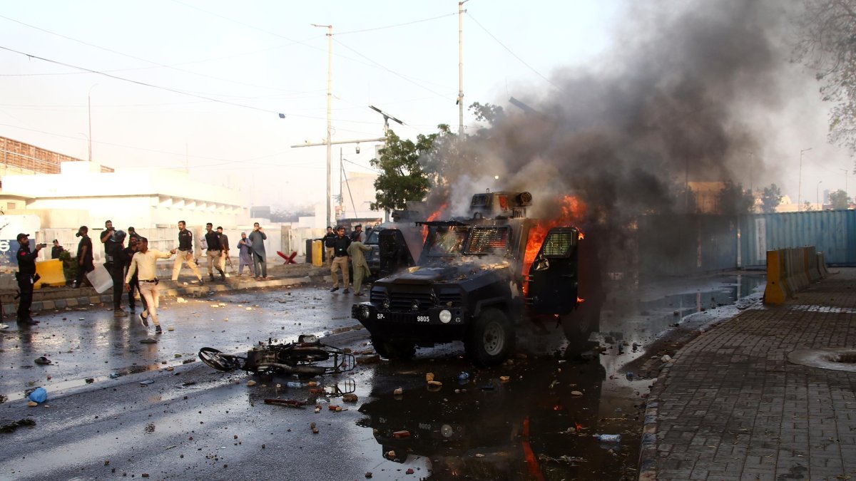 Death toll in Pakistan's pro-Iran weekend protests climbs to 25