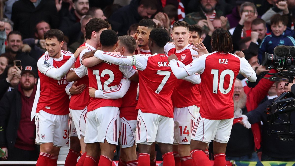 Arsenal players celebrate during the English Premier League match against Chelsea, London, U.K., March 1, 2026. (EPA Photo)