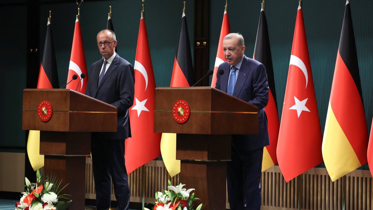 President Recep Tayyip Erdoğan and German Chancellor Friedrich Merz attend a news conference at the Presidential Complex, Ankara, Türkiye, Oct. 30, 2025. (Reuters File Photo)