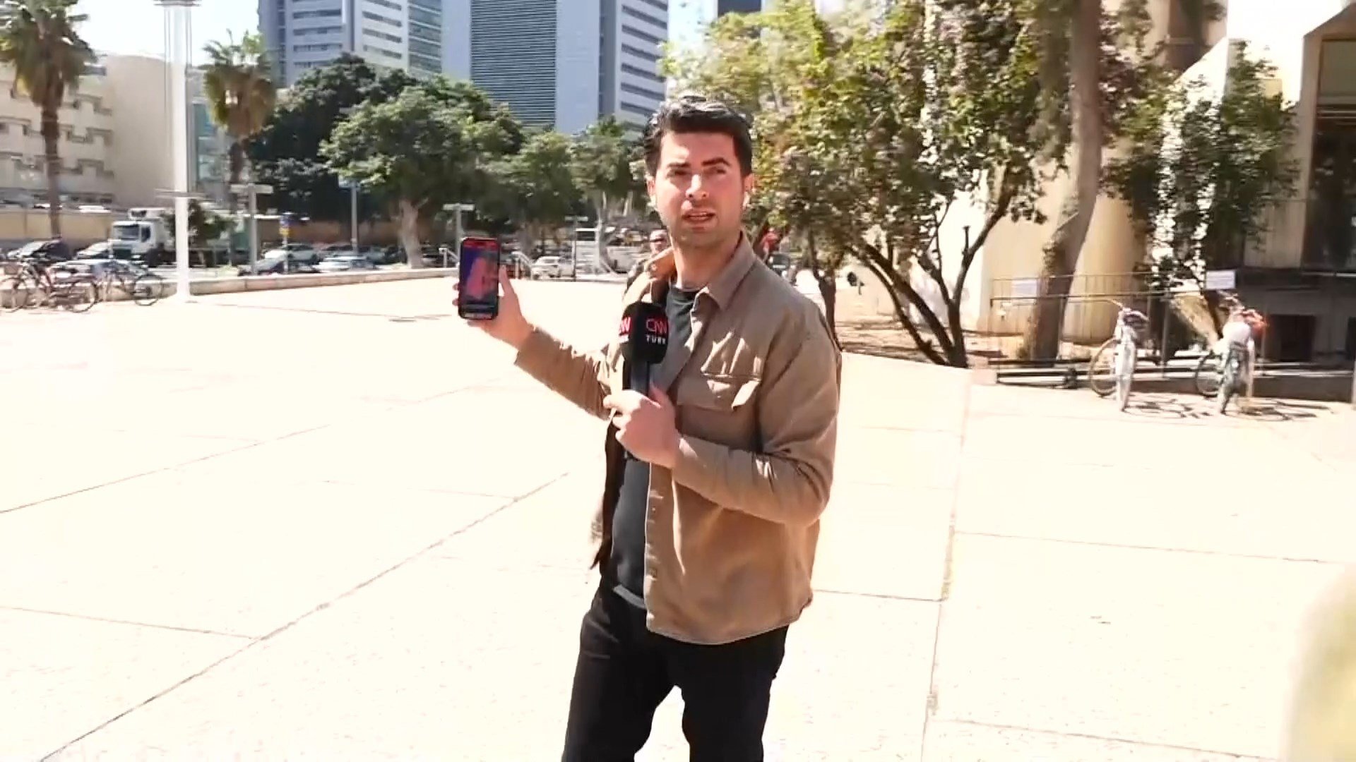 CNN Türk correspondent Emrah Çakmak 