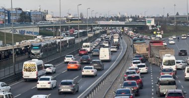 Vehicles are seen on a highway, Istanbul, Türkiye, March 2, 2026. (AA Photo)
