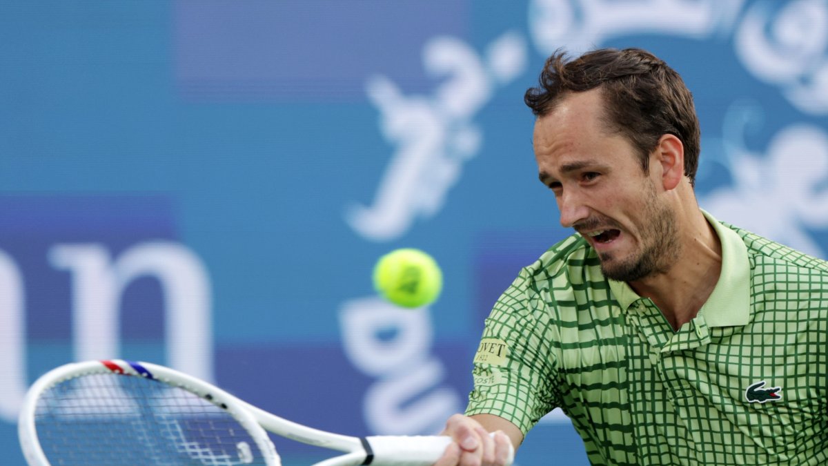 Russia's Daniil Medvedev in action during his Men's Singles semi-final match against Felix Auger-Aliassime of Canada at the Dubai Tennis ATP Championships 2026, Dubai, UAE, Feb. 27, 2026. (EPA Photo)