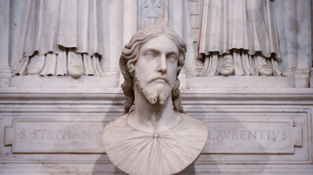 The sculptural bust of Christ the Savior, which has been present for centuries, until now anonymous, was attributed to Italian Renaissance sculptor, painter, architect, and poet Michelangelo Buonarroti thanks to the work of researcher Valentina Salerno, is on display in the Basilica of Saint Agnes Outside the Walls in Rome, Italy, March 4, 2026. (EPA Photo)