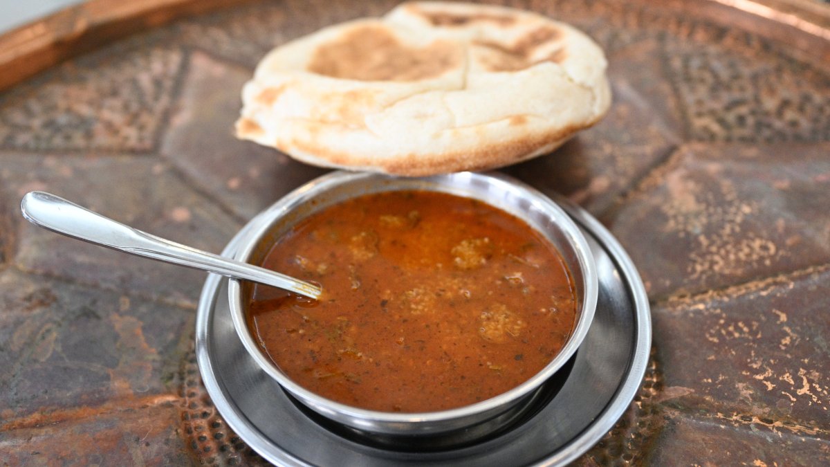 A bowl of traditional Turkish wedding soup is served with bread in Kayseri, central Türkiye, Dec. 12, 2025. (AA Photo)
