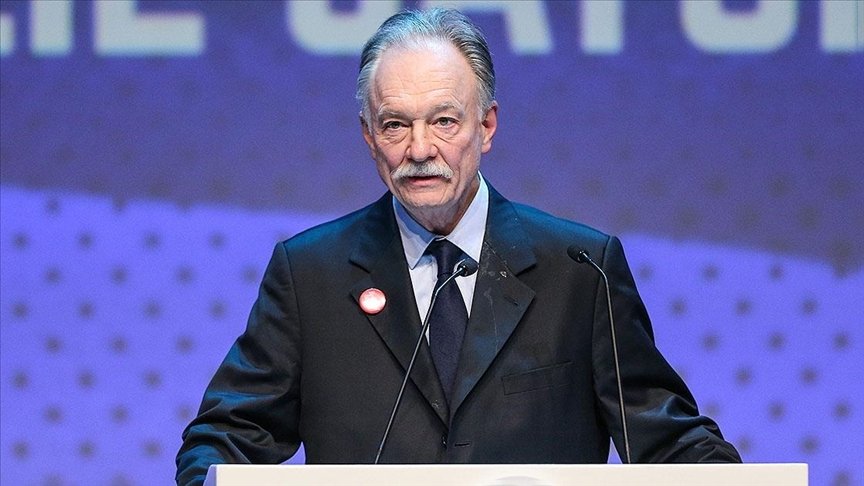 ‘As Time Passes’: The Teoman Duralı book