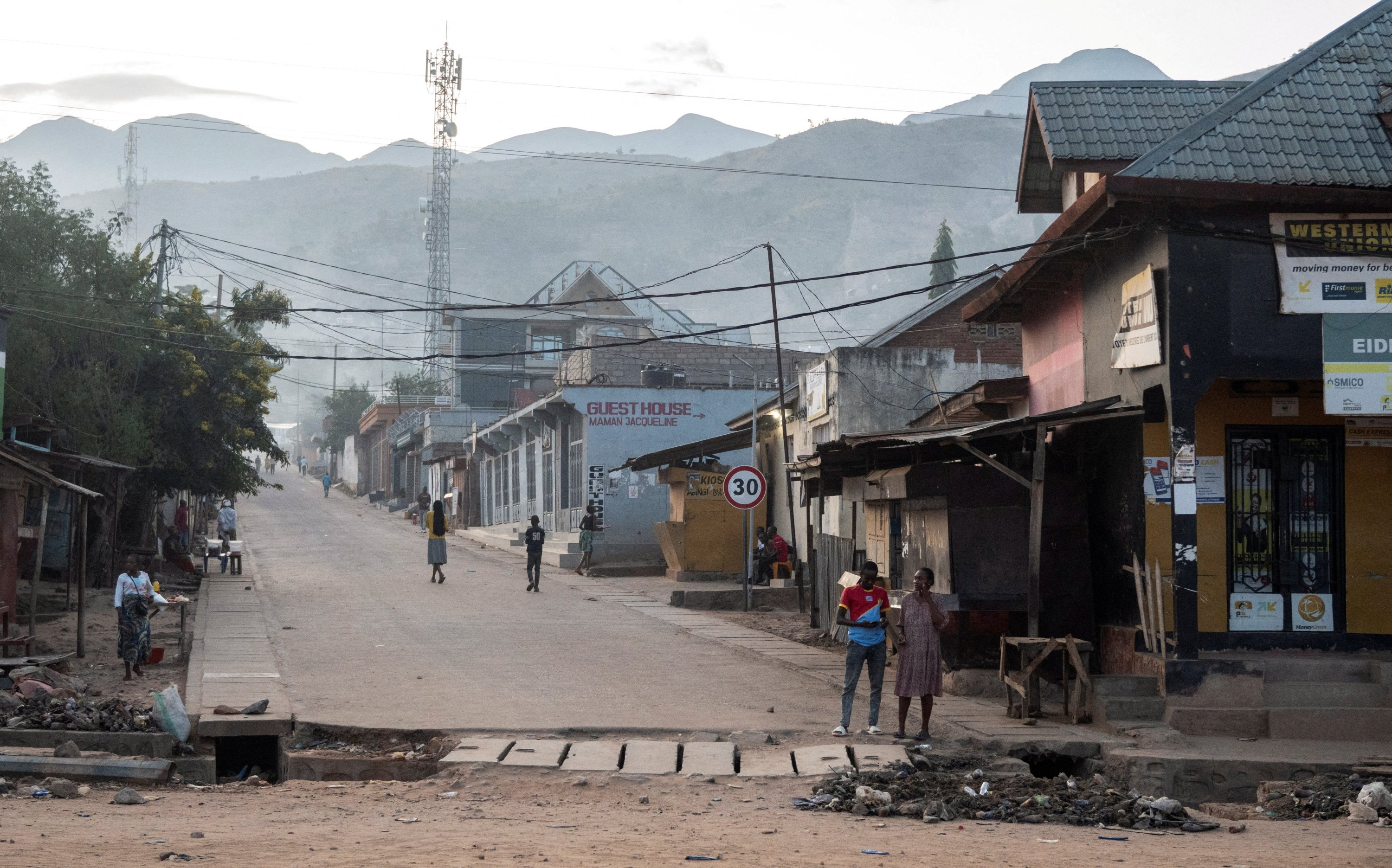 Deadly mine collapse, rebel clashes worsen Eastern DRC crisis