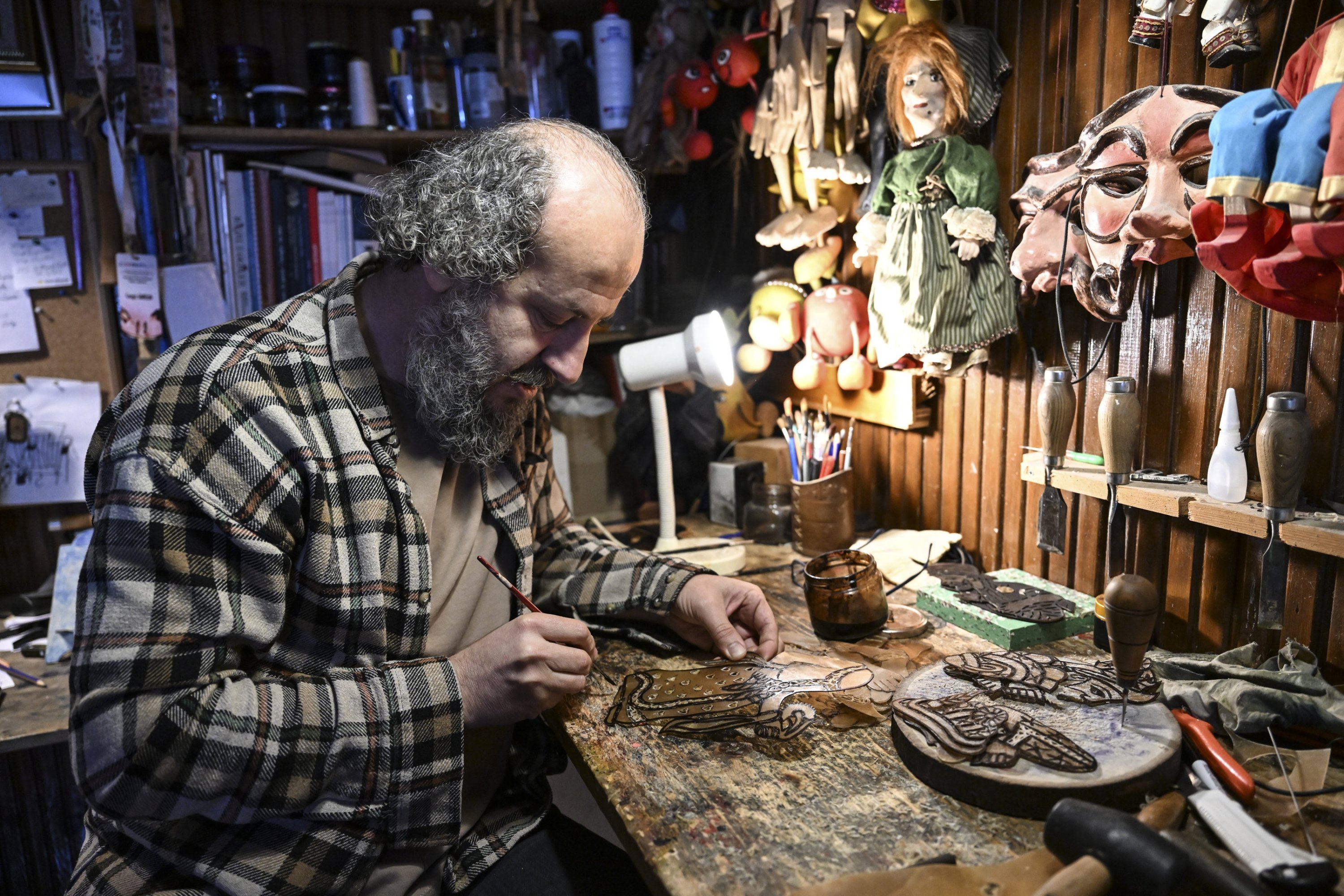 Master puppeteer keeps centuries-old Turkish shadow play alive