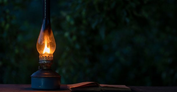 Throughout the book, what appears are not great historical upheavals but a child’s fear, a holiday morning, or the screen of a neighborhood cinema. (Shutterstock Photo)