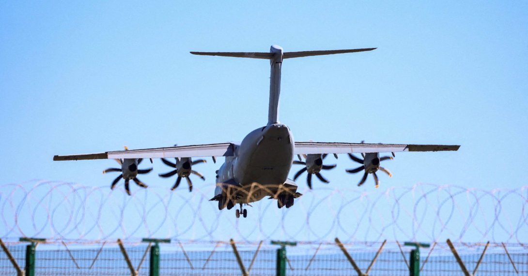 A British Airbus A400M military aircraft approaches RAF Akrotiri, a British sovereign base that was hit by a drone early on Monday, causing limited damage, in Greek Cyprus, March 5, 2026. (Reuters Photo)