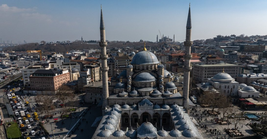 An aerial view shows the historic Yeni Mosque and its courtyard in Eminönü, Istanbul, Türkiye, March 4, 2026. (AA Photo)