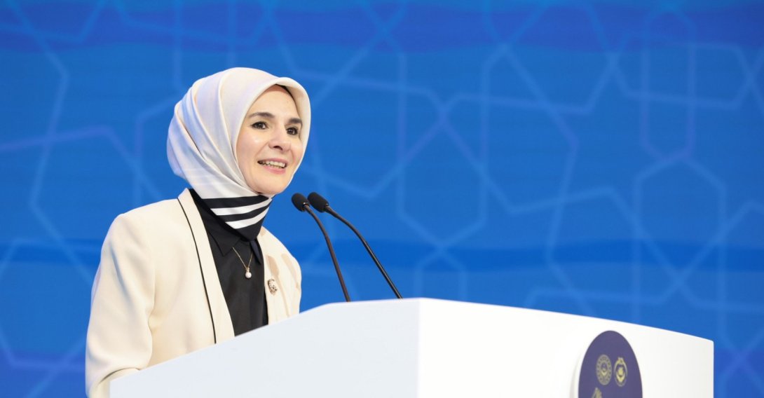 Family and Social Services Minister Mahinur Özdemir Göktaş speaks at an event, Istanbul, Türkiye, March 7, 2026. (AA Photo)
