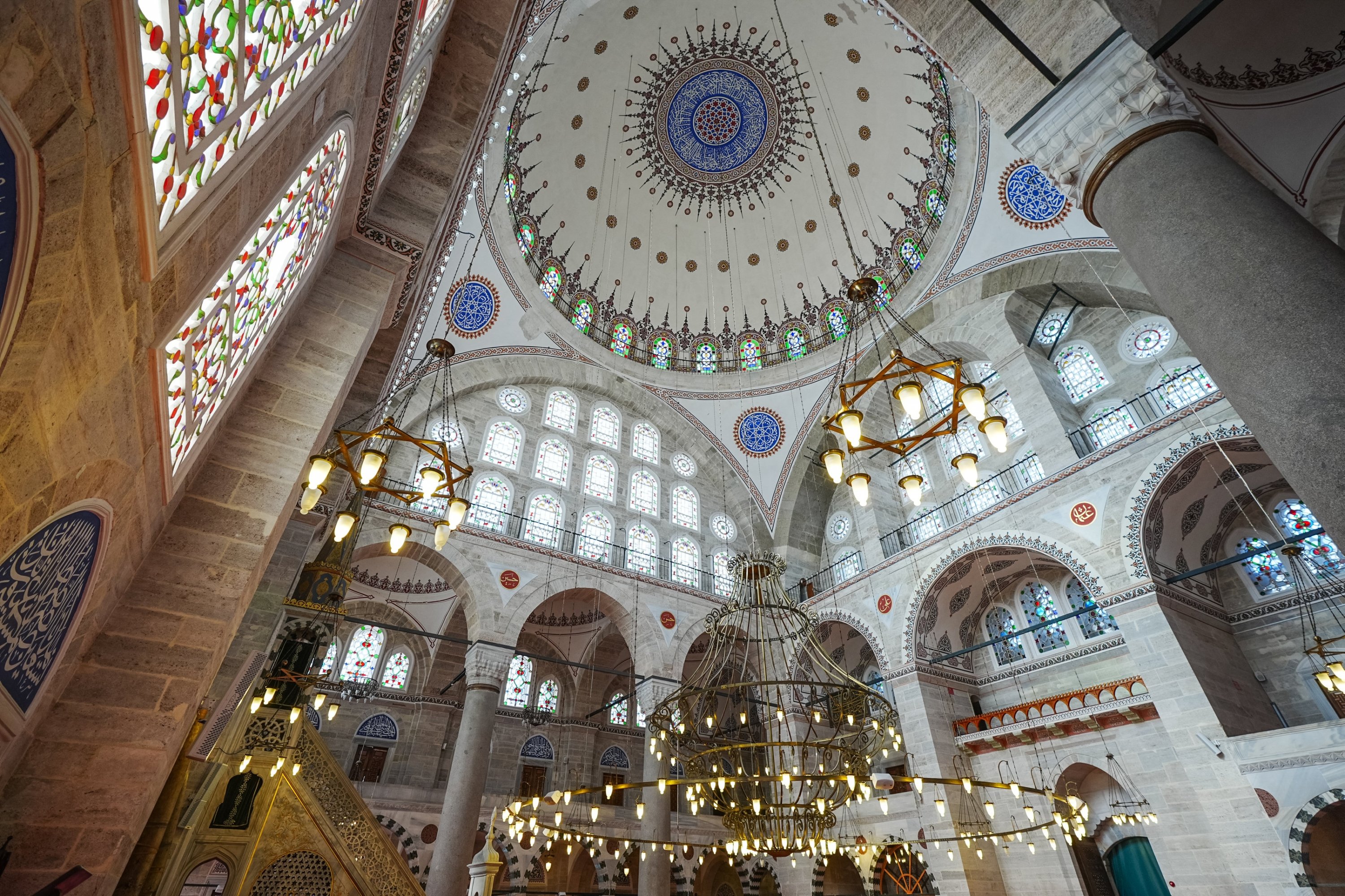 Ceiling and decorative artwork inside Edirnekapı Mihrimah Sultan Mosque, Istanbul, Türkiye, March 5, 2026. (AA Photo)