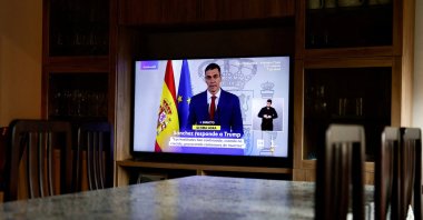 A TV screen shows a live broadcast of Spain's Prime Minister Pedro Sanchez, as he delivers an institutional statement on the latest international developments, Ronda, Spain, March 4, 2026. (Reuters Photo)
