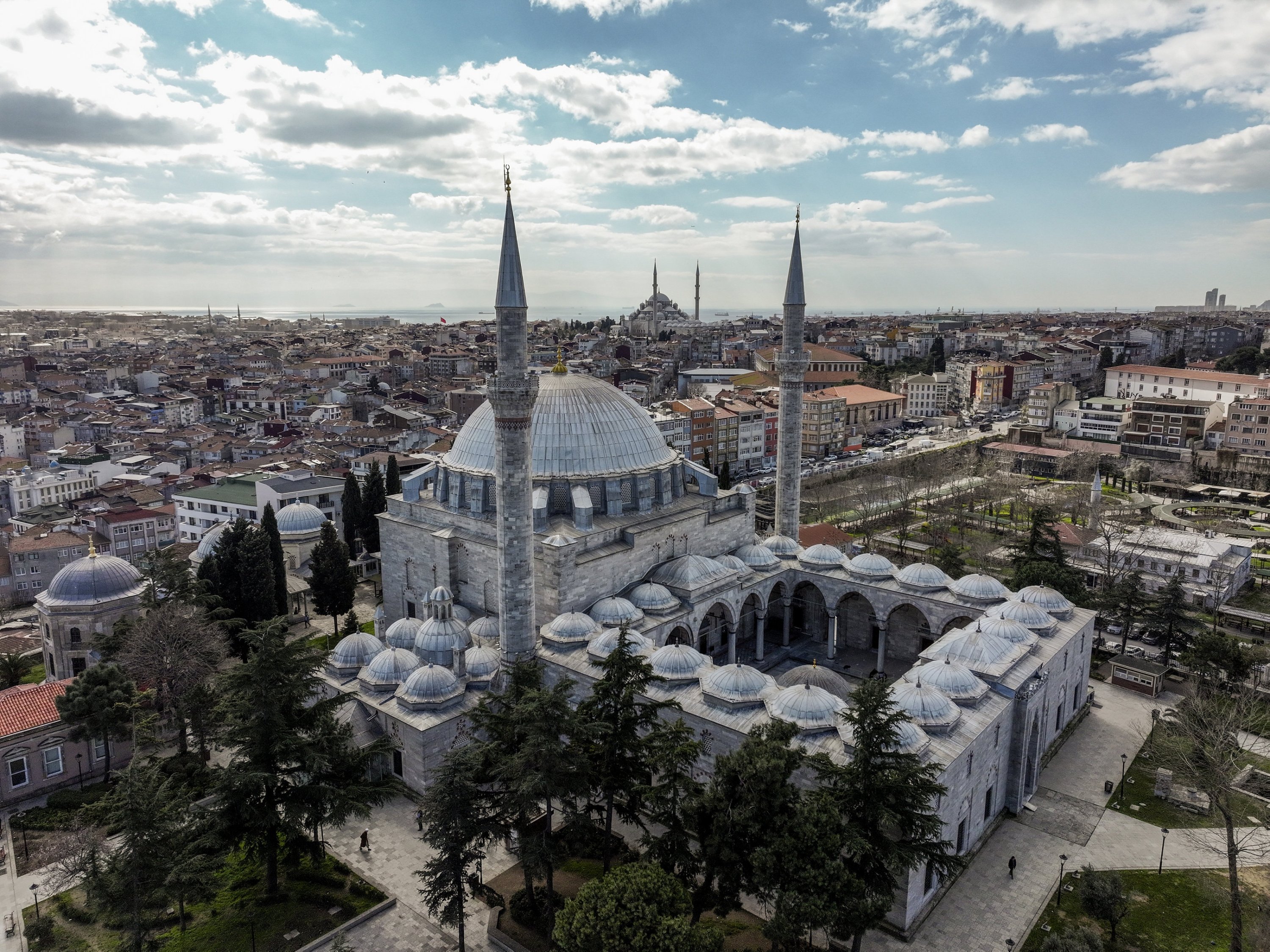 Yavuz Sultan Selim Mosque marks transition to classical Ottoman style