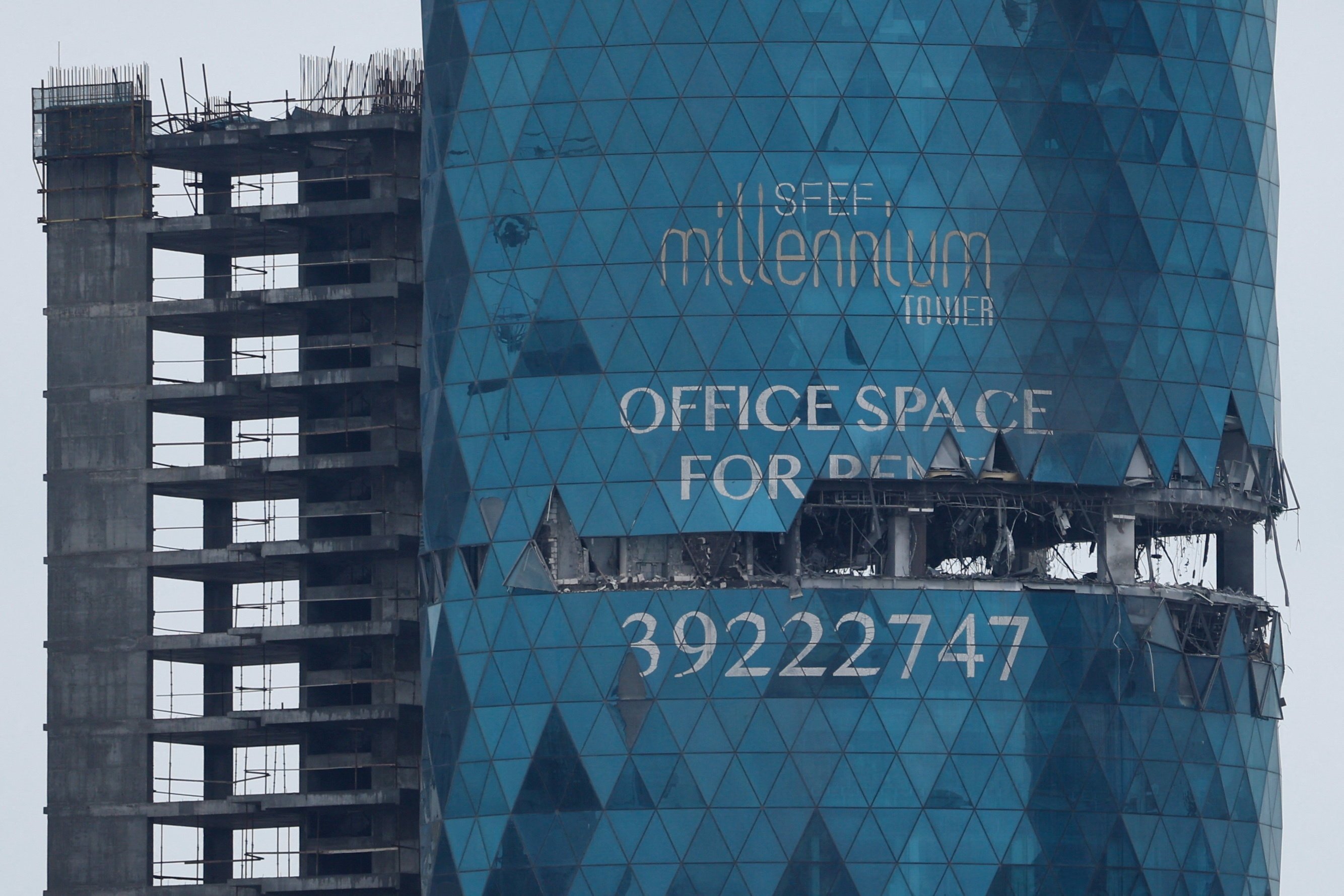 Iran continues to strike Gulf, block Hormuz to mount US pressure