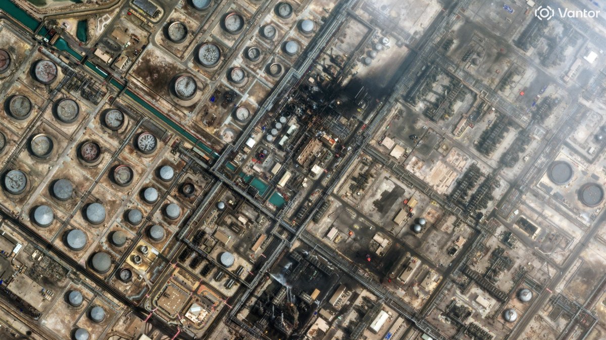 A satellite image shows efforts to control a fire as smoke rises in the Ras Tanura oil refinery in Saudi Arabia after a drone attack, amid the U.S.-Israel conflict with Iran, Ras Tanura, Saudi Arabia, March 2, 2026. (Reuters Photo)