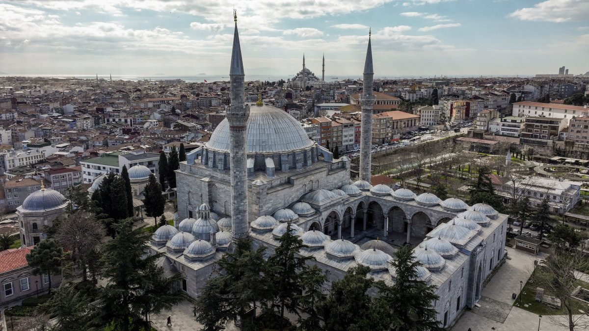 Yavuz Sultan Selim Mosque marks transition to classical Ottoman style - Daily Sabah by Daily Sabah With Aa