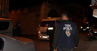 A police officer is seen during a narcotics operation in the Kozan district of Adana province, southeastern Türkiye, Nov. 21, 2023. (DHA File Photo)