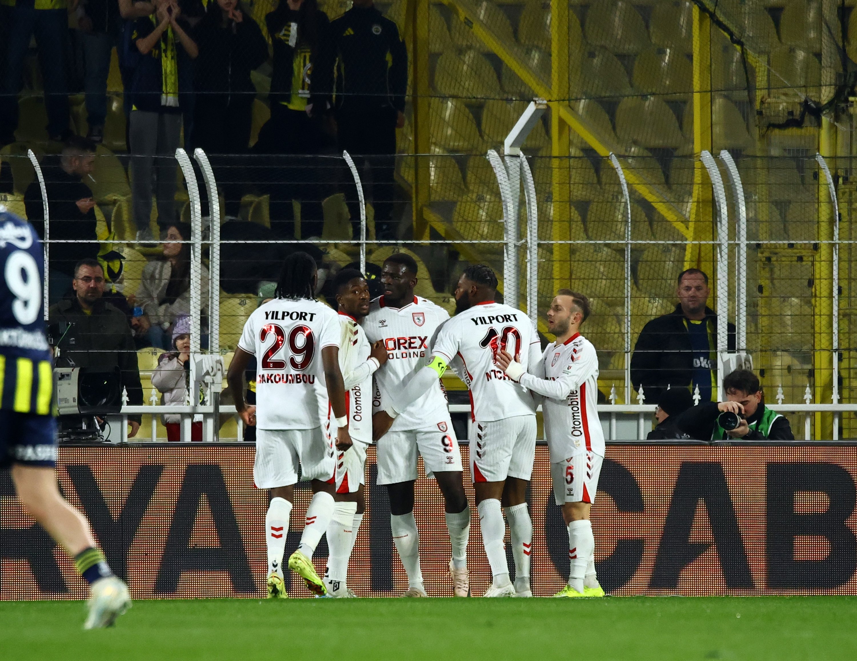 Samsunspor host Rayo Vallecano in bid for 1st European quarters