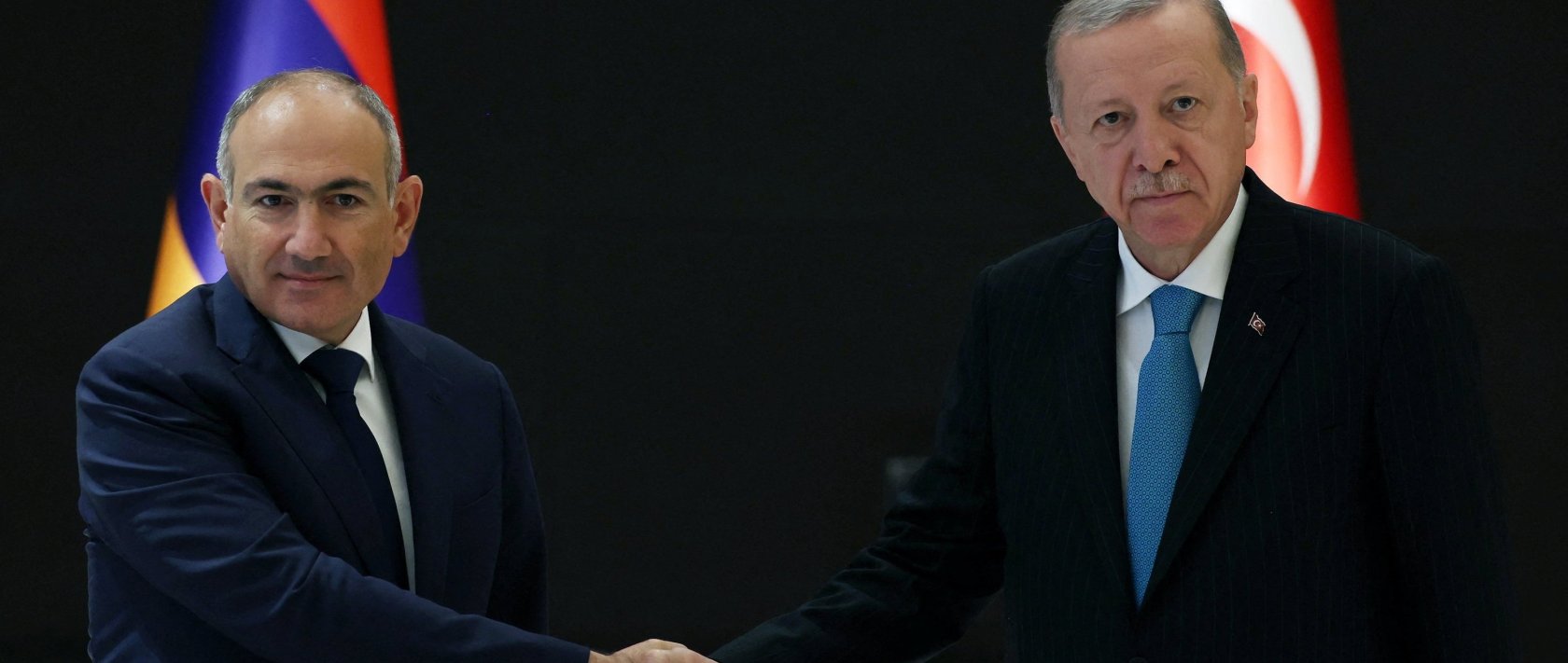 President Tayyip Erdoğan shakes hands with Armenia's Prime Minister Nikol Pashinyan (R) during a meeting on the sidelines of the Shanghai Cooperation Organisation (SCO) Summit in Tianjin, China, Sept. 1, 2025. (Reuters Photo)