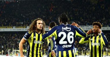 Fenerbahçe players celebrate during the Süper Lig match against Samsunspor at Chobani Stadium, Istanbul, Türkiye, March 8, 2026. (IHA Photo)