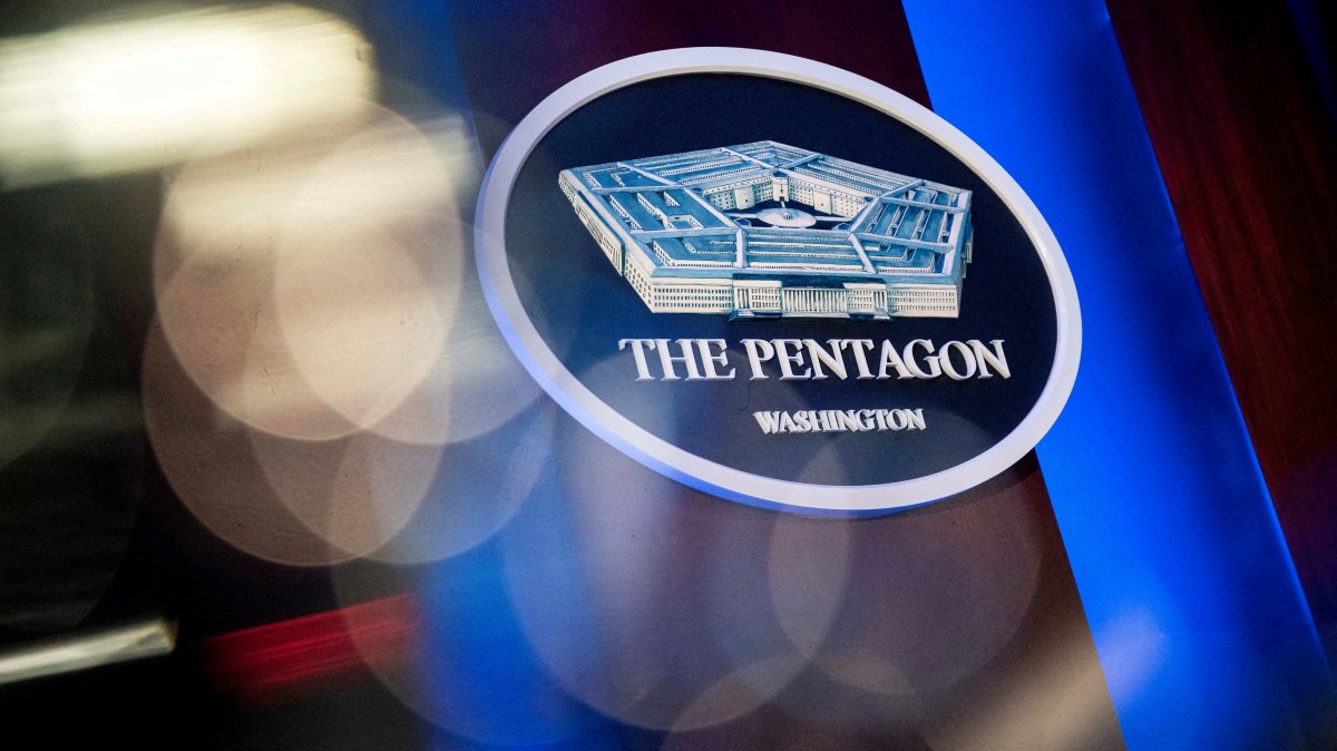 The Pentagon logo is seen behind the podium in the briefing room at the Pentagon, Arlington, Virginia, U.S., Jan. 8, 2020. (Reuters Photo)