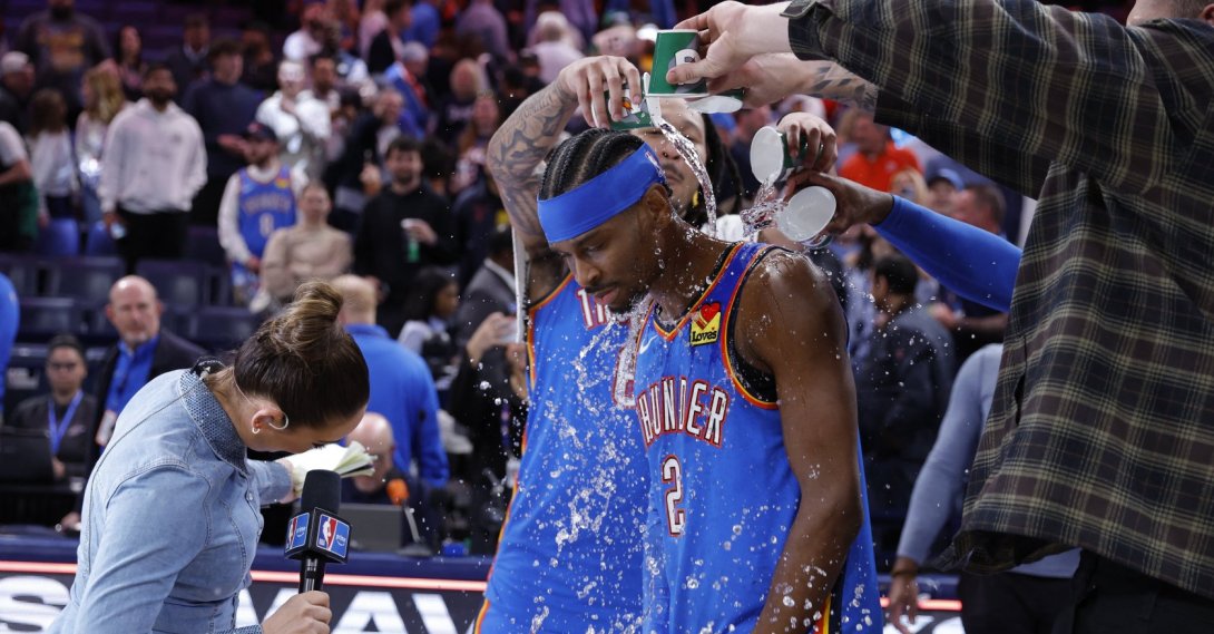 Oklahoma City Thunder's Shai Gilgeous-Alexander is doused with water by a teammate at the end of the fourth quarter against the Boston Celtics at Paycom Center, Oklahoma City, U.S., March 12, 2026. (AFP Photo)

