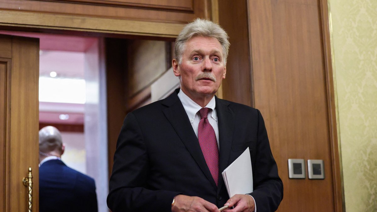 Kremlin spokesman Dmitry Peskov walks at the Diaoyutai State Guesthouse in Beijing, Sept. 2, 2025. (AFP Photo)