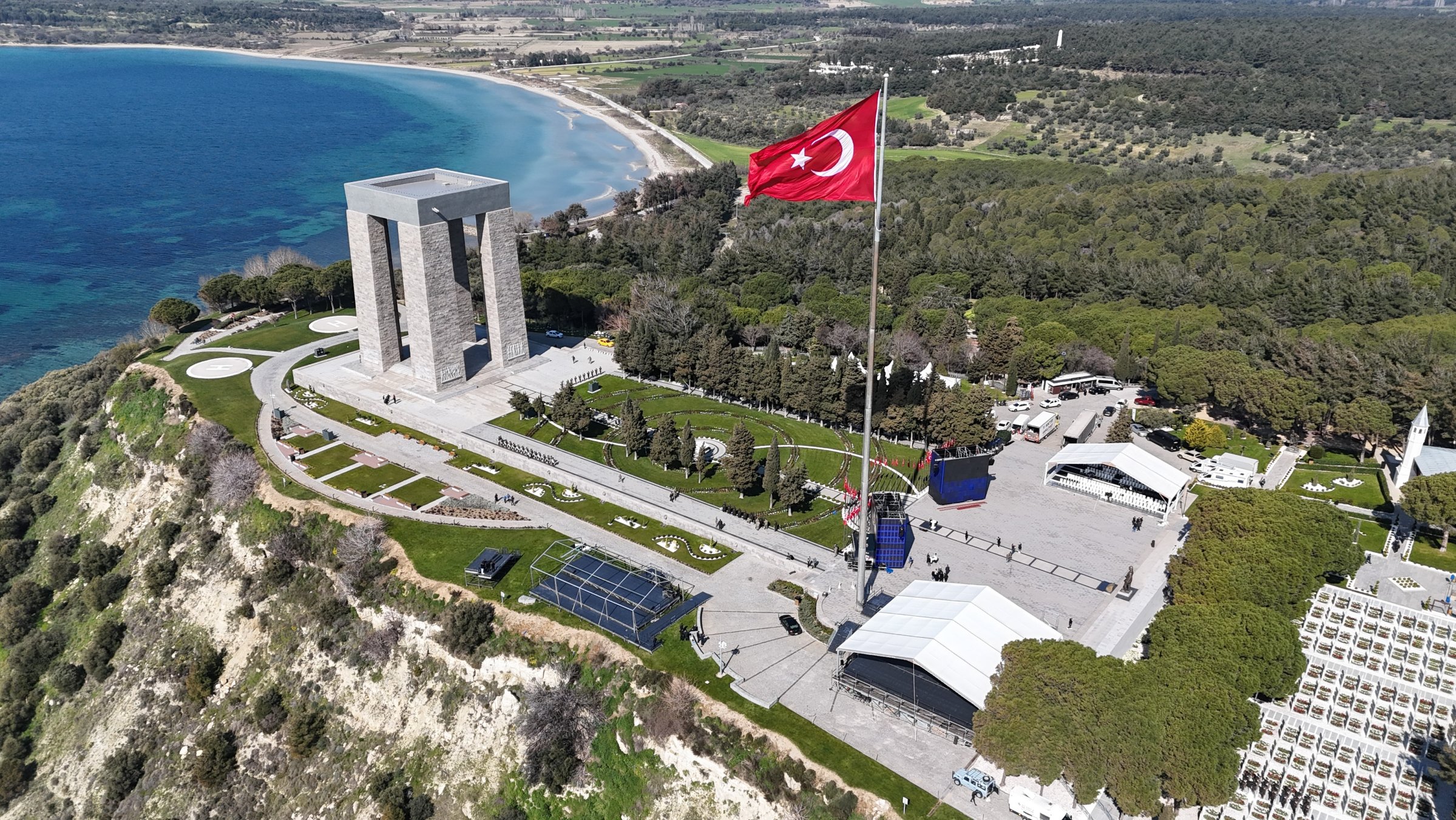 Preparations are underway for the ceremony at the Martyrs’ Monument marking the 111th anniversary of the Battle of Gallipoli and Martyrs’ Remembrance Day, the Gallipoli Peninsula, Çanakkale, Türkiye, March 16, 2026. (İHA Photo)