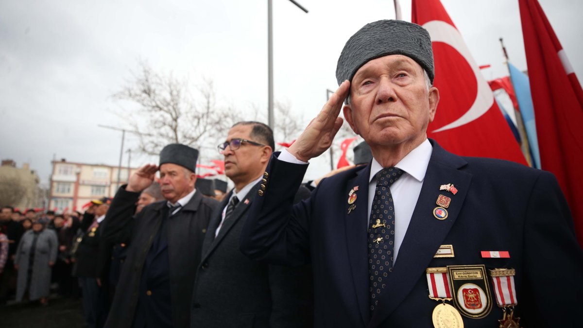 People gather during the ceremonies marking the 111th anniversary of March 18 Martyrs’ Remembrance Day and the Çanakkale Naval Victory, Çanakkale, Türkiye, March 18, 2026. (AA Photo)