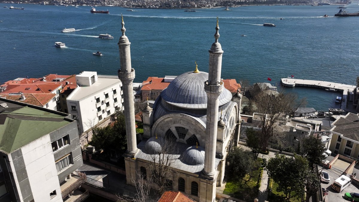 An aerial view shows Cihangir Mosque overlooking the Bosporus and Marmara Sea, Istanbul, Türkiye, March 10, 2026. (AA Photo)