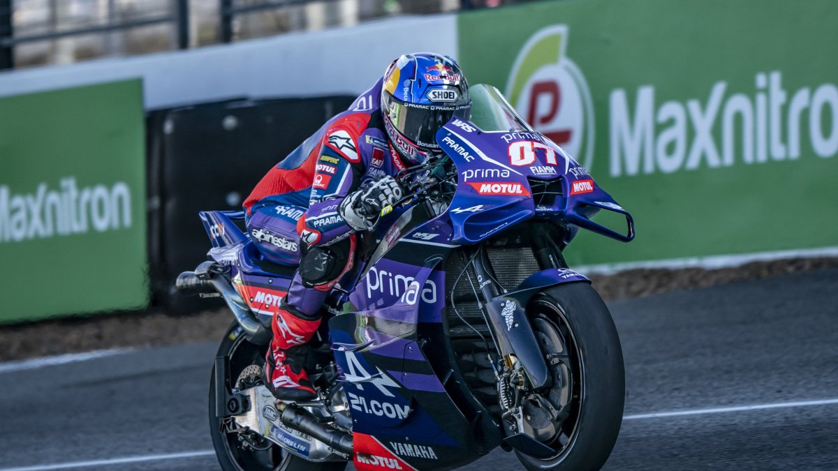 Türkiye's Toprak Razgatlıoğlu competes in the first race of the 2026 MotoGP season at the Chang International Circuit, Buriram, Thailand, March 1, 2026. (AA Photo)
